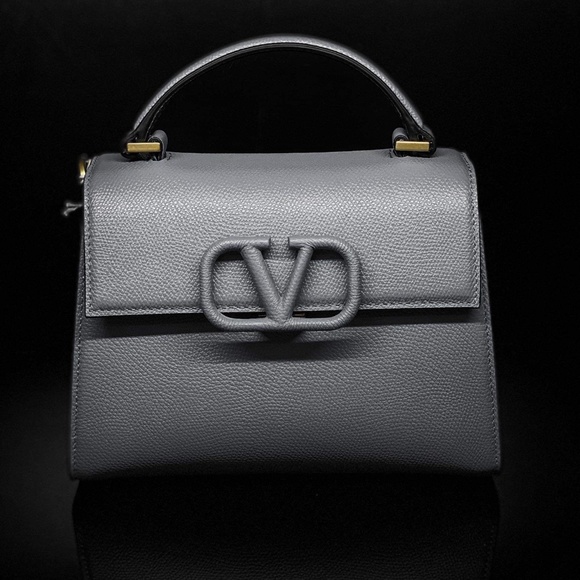 SMALL VSLING GRAINY CALFSKIN HANDBAG